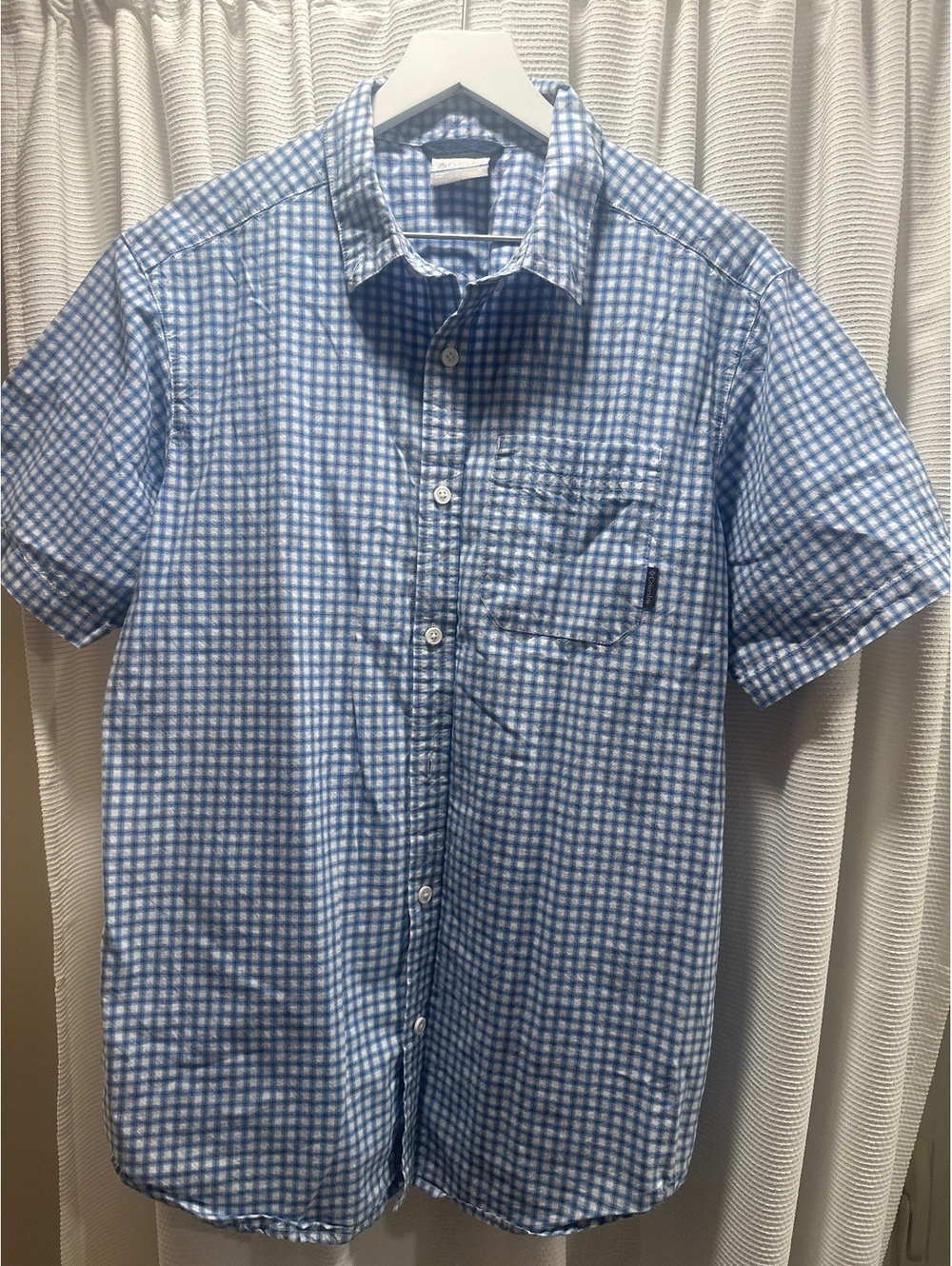 (2)Columbia Men's Medium Blue and White Checkered Short Sleeve Shirt